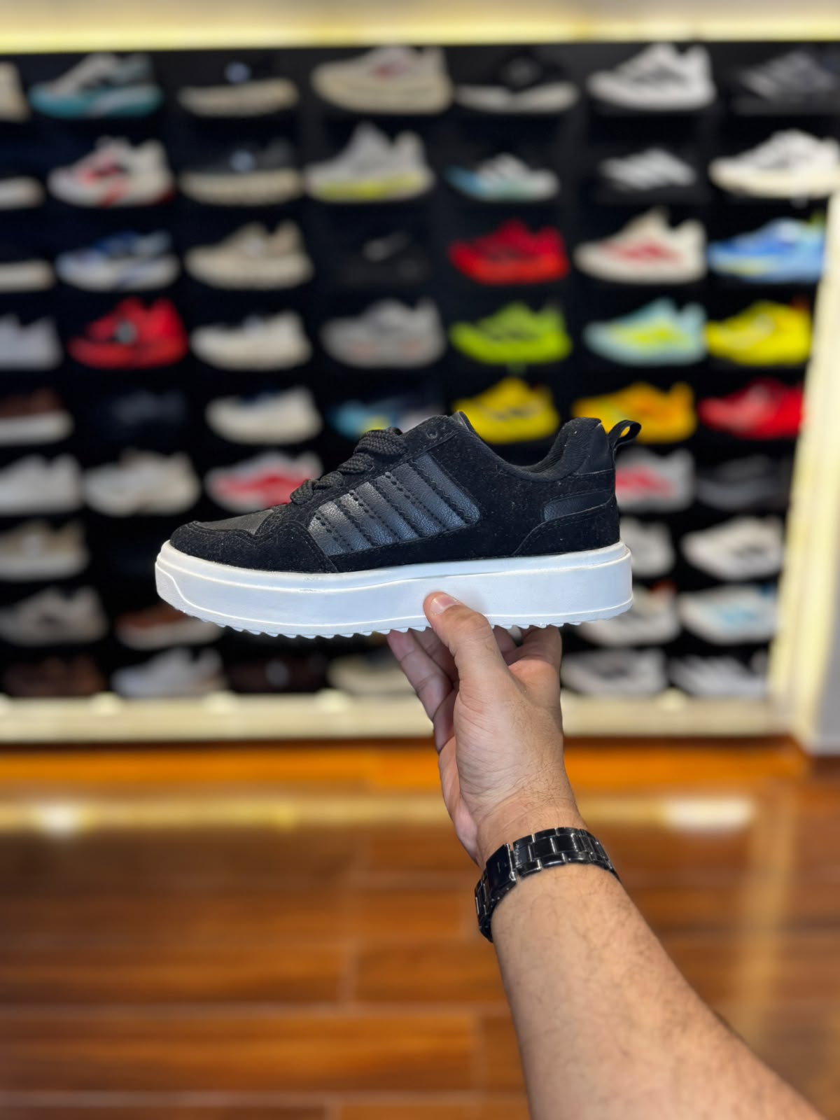 Adiadas Fórum Low