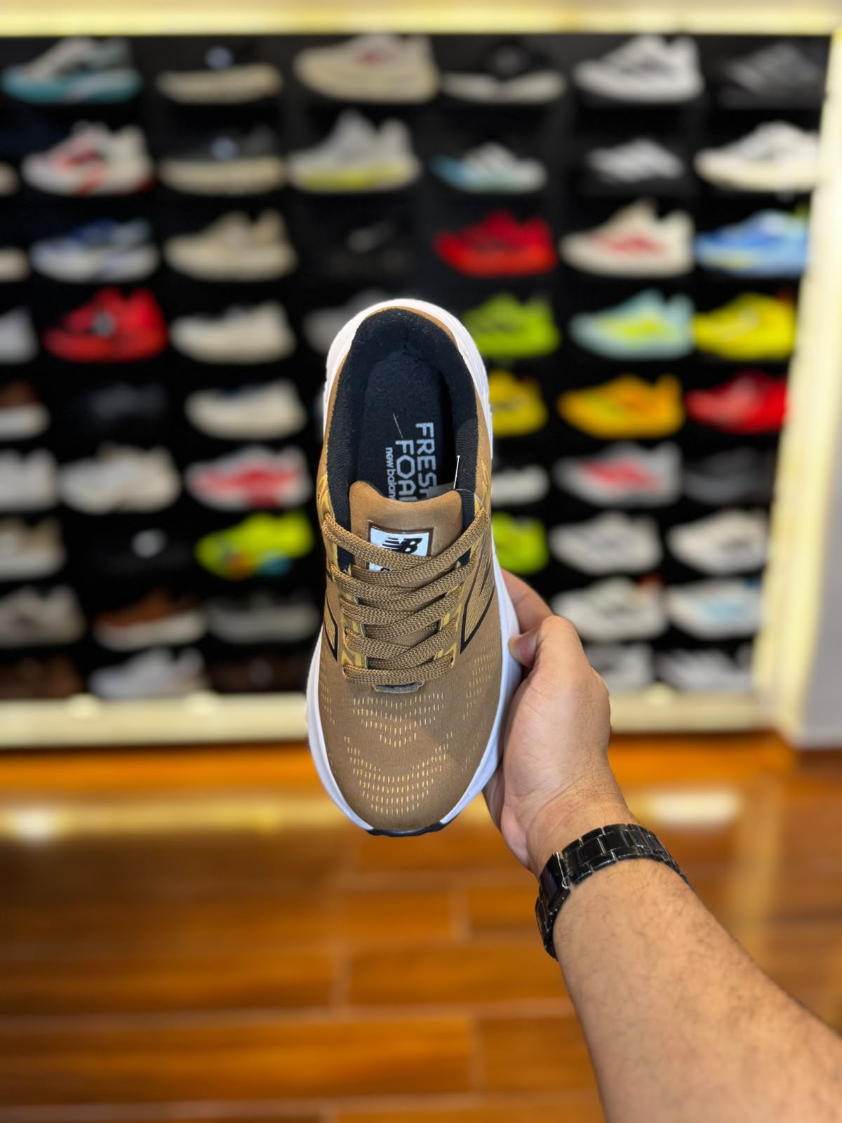 New Balance 880